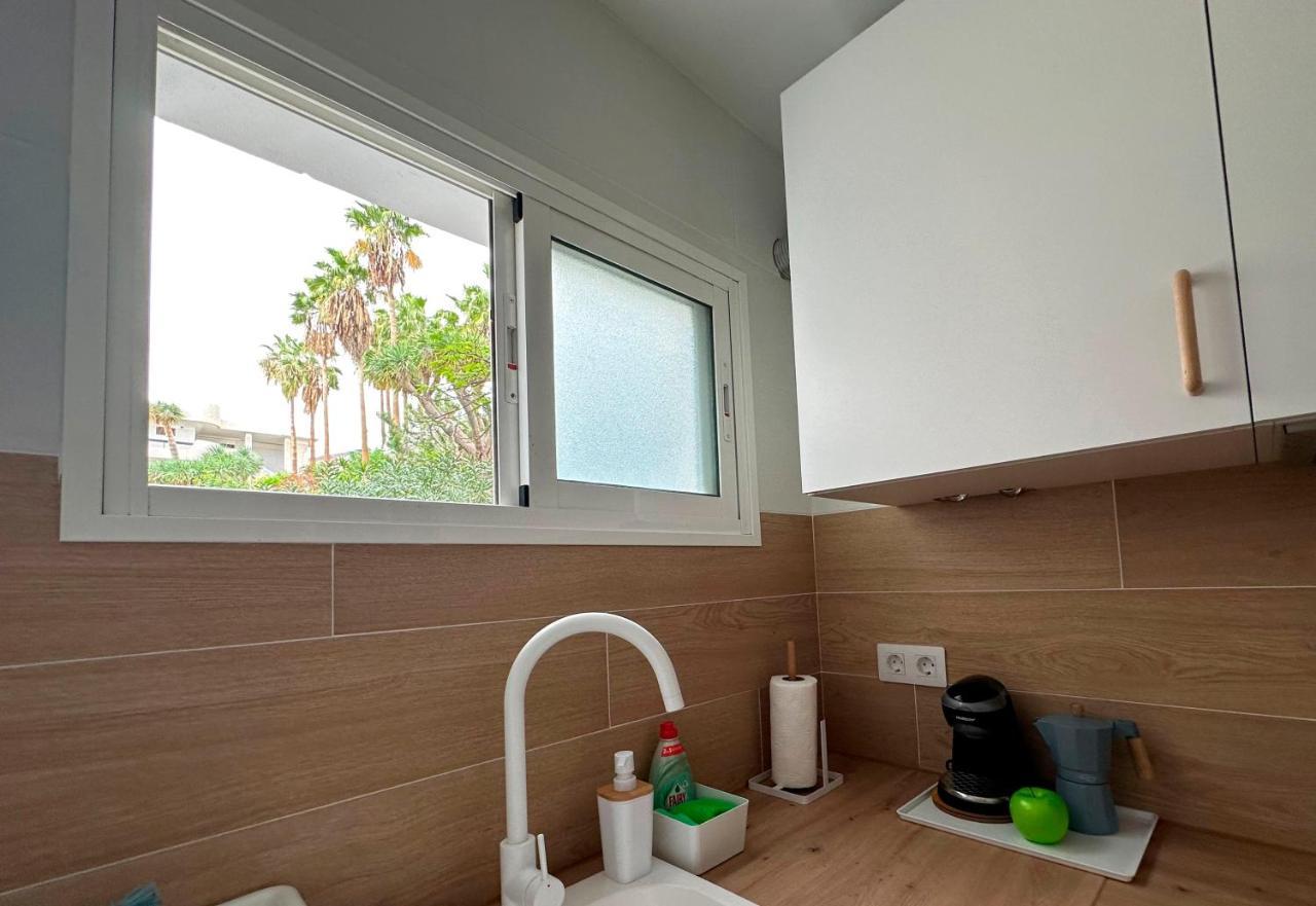 Modern Open-Plan Studio With Terrace And Sea View Tabaiba Luaran gambar