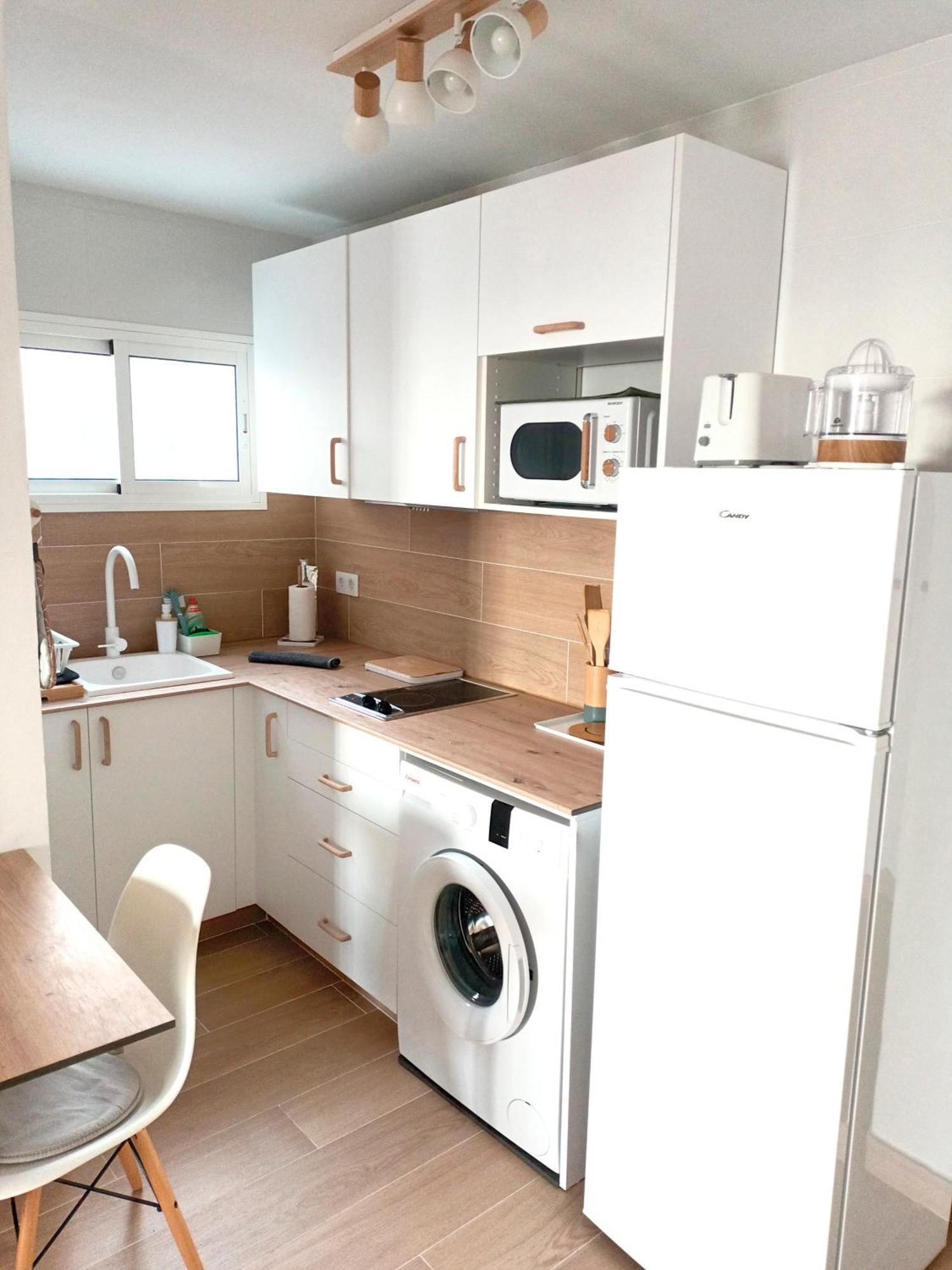 Modern Open-Plan Studio With Terrace And Sea View Tabaiba Luaran gambar