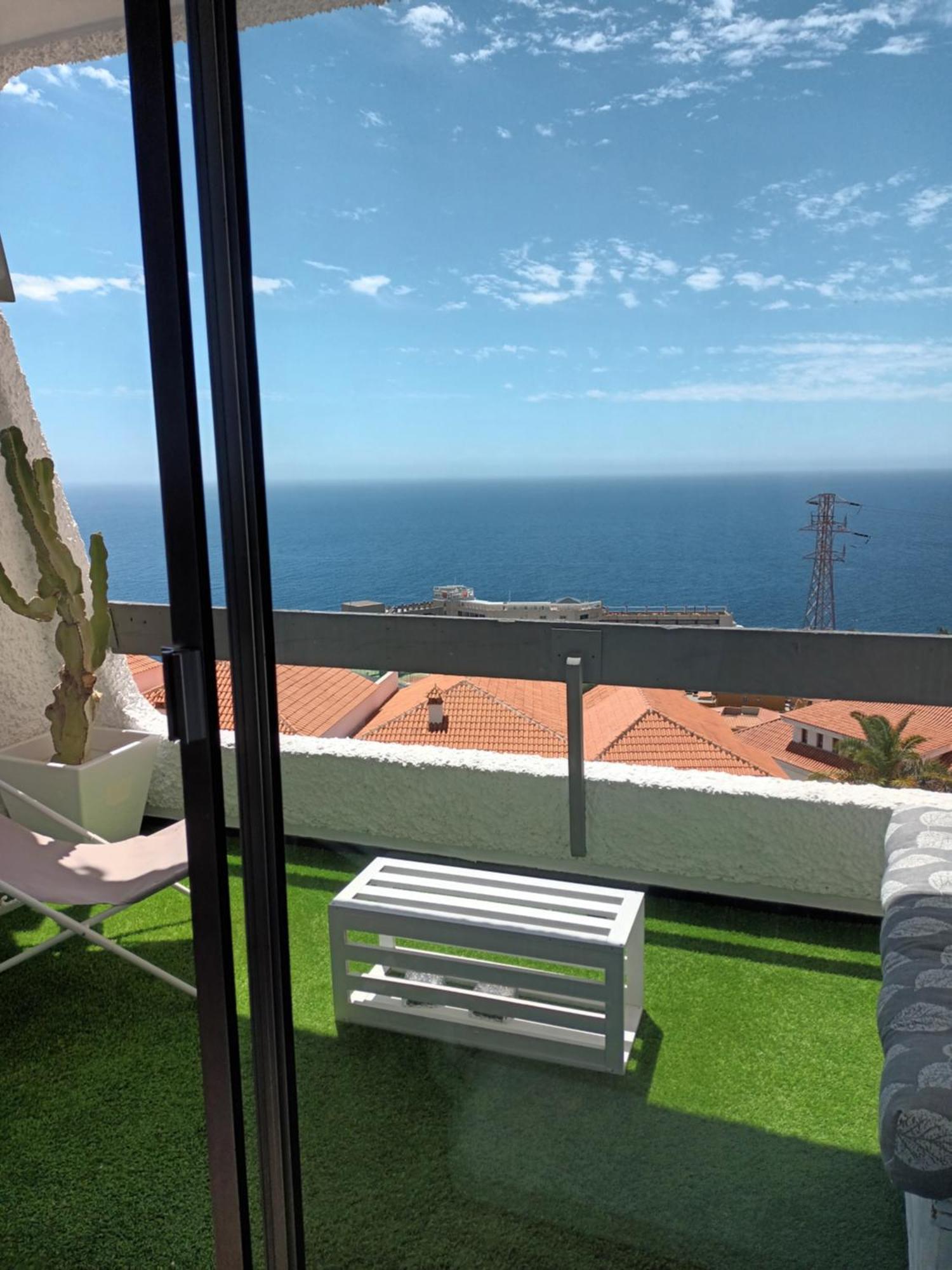 Modern Open-Plan Studio With Terrace And Sea View Tabaiba Luaran gambar