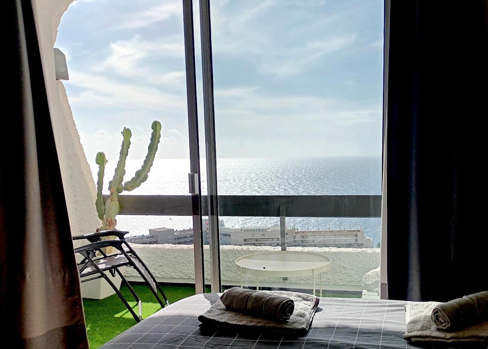 Modern Open-Plan Studio With Terrace And Sea View Tabaiba Luaran gambar